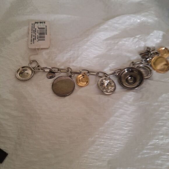 A Nine West Women's Charm Bracelet Boho Tri-Tone Rhinestone Dangle Casual NWT - Picture 8 of 11